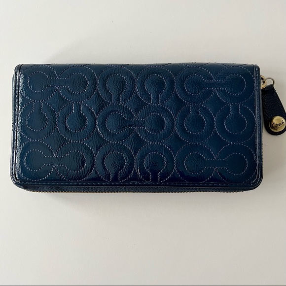 Coach Gramercy Patent Leather Wallet - Picture 2 of 5